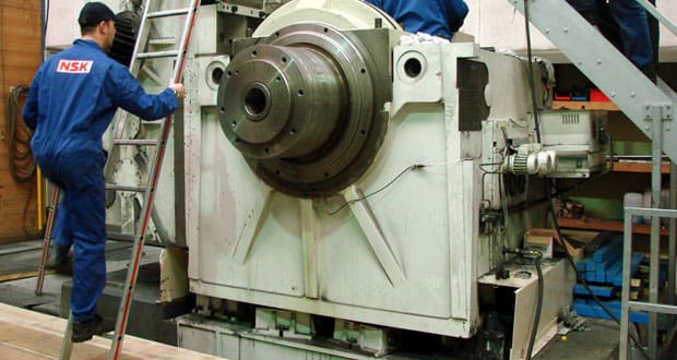 NSK replaces spindle bearings on large surface wheel lathe