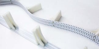 Ydins Custom Timing Belts: Precise Adaptation for Inclined Conveyor Systems